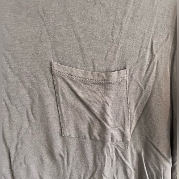 Medium Gray Mossimo Supply Co. Short Sleeve Shirt with Pocket - Picture 2 of 4
